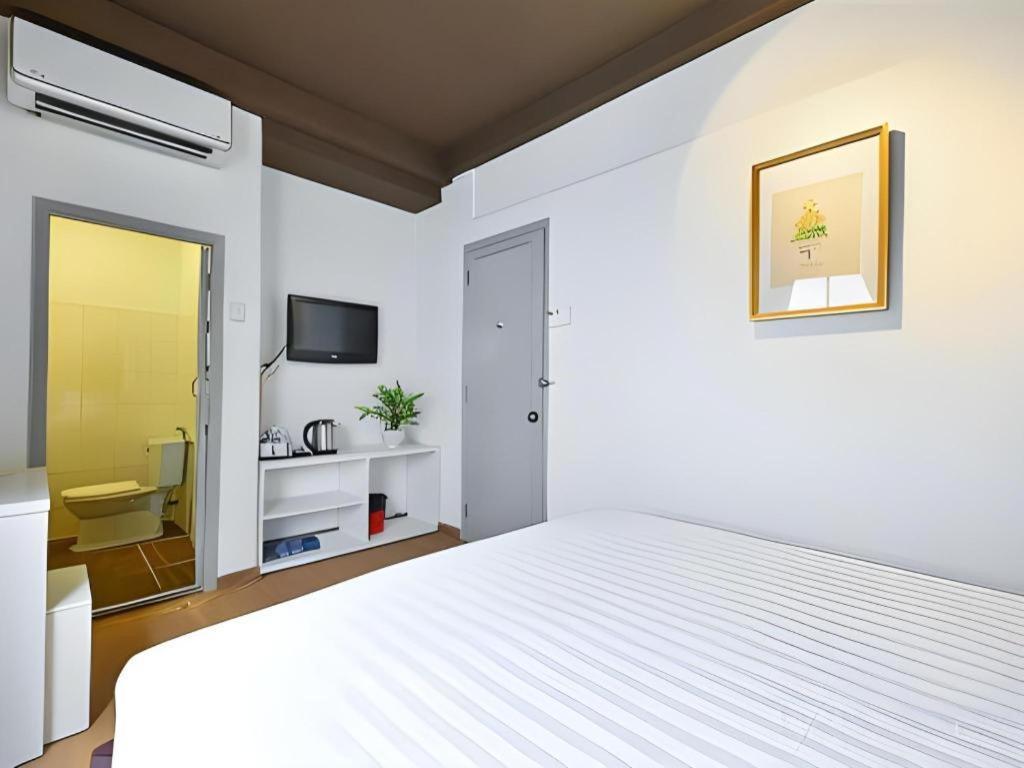 ไอวี บู - ไซ่ง่อน Hotel โฮจิมินห์ซิตี้ ภายนอก รูปภาพ