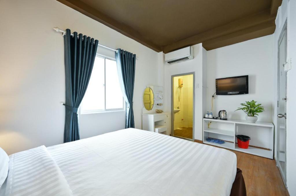 ไอวี บู - ไซ่ง่อน Hotel โฮจิมินห์ซิตี้ ภายนอก รูปภาพ